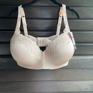 Playtex Secret Underwire Light Pink Bra New with Tags Size 40DD